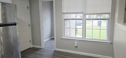930 Poppleton Dr in Hinesville, GA - Building Photo - Building Photo