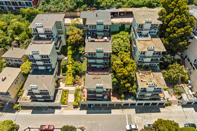 160 Graystone Ter in San Francisco, CA - Foto de edificio - Building Photo