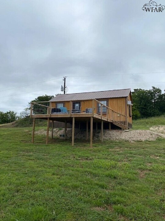 1163 Bay Shore Dr in Nocona, TX - Building Photo