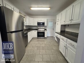 3158 Galloway Dr in Cave Spring, VA - Building Photo - Building Photo