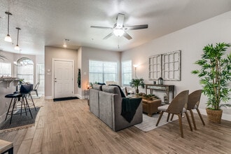 6160 Eckhert RoadUnit 1005 in San Antonio, TX - Building Photo - Building Photo