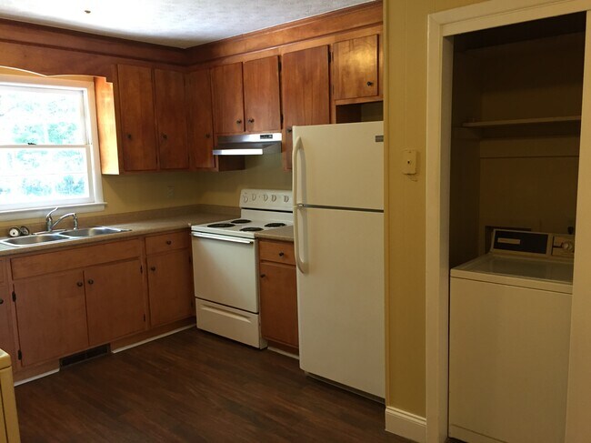 1207 Fair Rd in Statesboro, GA - Building Photo - Building Photo