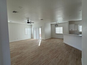 5640 Desert Lakes Dr in Fort Mohave, AZ - Building Photo - Building Photo