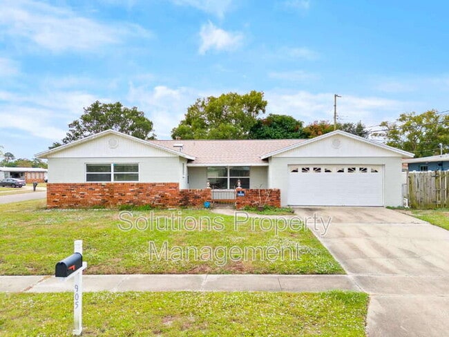 property at 905 Lisa Dr