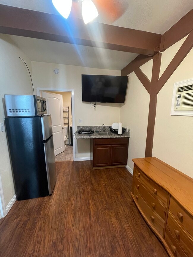 property at 19122 Clymer St