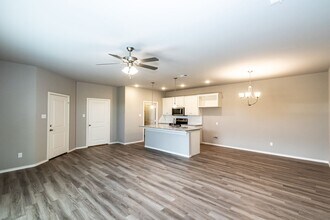 1220 Preston Trails in Wolfforth, TX - Building Photo - Building Photo