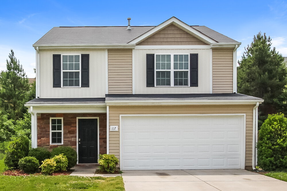117 Ashmore Dr in Mount Holly, NC - Building Photo