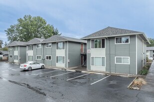 Keystone East in Portland, OR - Building Photo