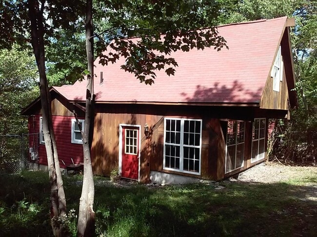 property at 34 Oakwood Trail S
