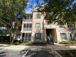 8601 Beach Blvd in Jacksonville, FL - Building Photo - Building Photo