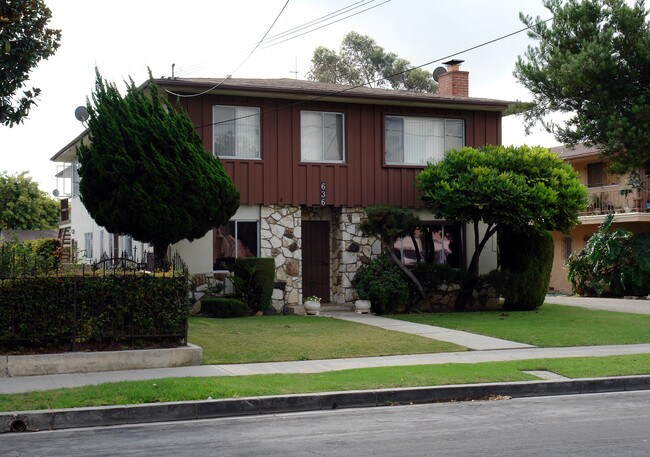 636 Hill St in Inglewood, CA - Foto de edificio - Building Photo