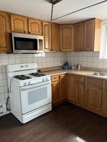 22 E 48th St in Bayonne, NJ - Building Photo