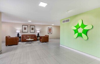 Furnished Studio-Arlington - Six Flags in Arlington, TX - Foto de edificio - Building Photo