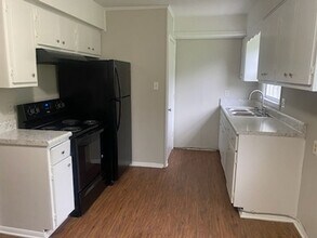 4112 S Dowfield Dr in Fayetteville, NC - Building Photo - Building Photo