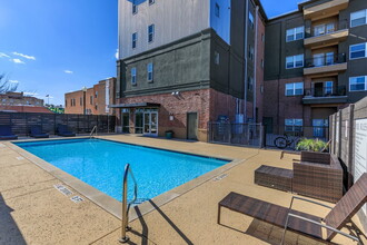 Franklin Place in Waco, TX - Foto de edificio - Building Photo