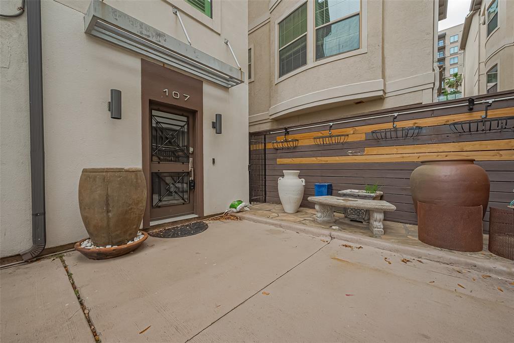 107 Tuam St in Houston, TX - Building Photo