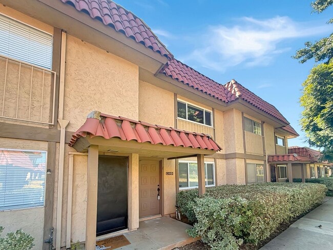 property at 903 N Fig St