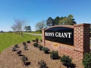 176 Boxwood Ln in Smithfield, VA - Building Photo - Building Photo