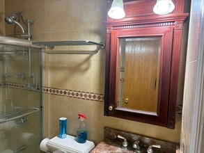 3055 32nd St, Unit #1 in Astoria, NY - Building Photo - Building Photo