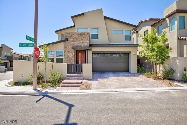property at 836 Carlon Hls Ave