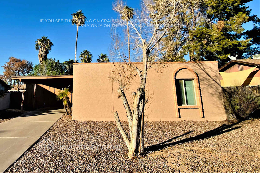 518 W Riviera Dr in Tempe, AZ - Building Photo