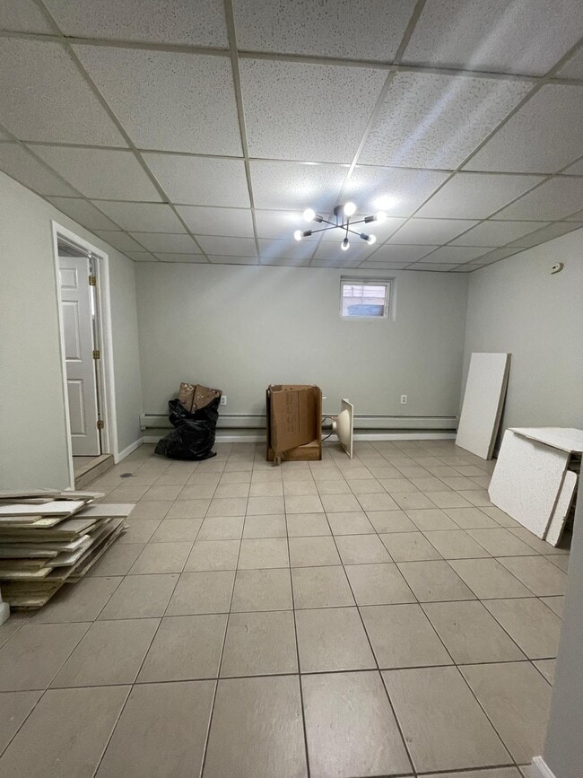 180 Garfield Ave, Unit 4 in Jersey City, NJ - Foto de edificio - Building Photo