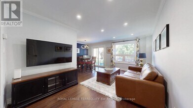 4287 Beacon Ln in Mississauga, ON - Building Photo - Building Photo