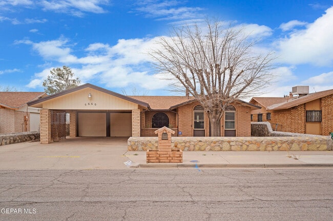 property at 5660 Longview Dr