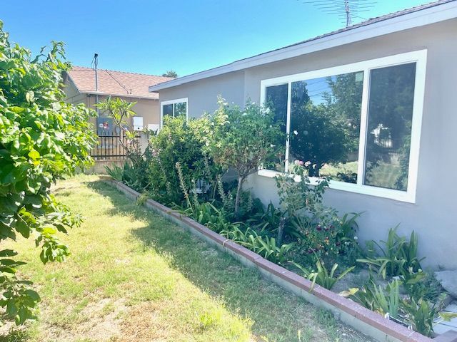 property at 7521 Amigo Ave