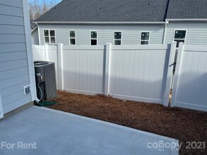 534 Dorman St in Belmont, NC - Building Photo - Building Photo