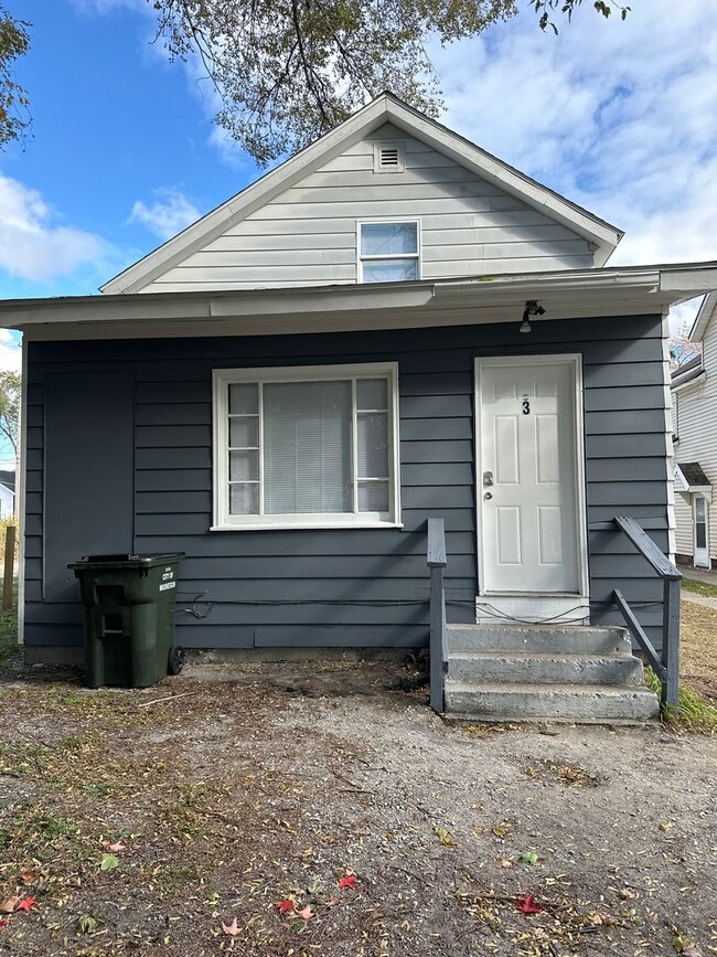 property at 1225 Sanford St