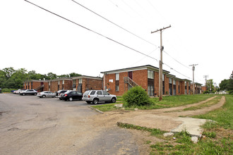 Garden Apartments in St. Louis, MO - Foto de edificio - Building Photo