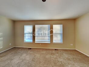 1545 S Goldbug Cir in Aurora, CO - Building Photo - Building Photo