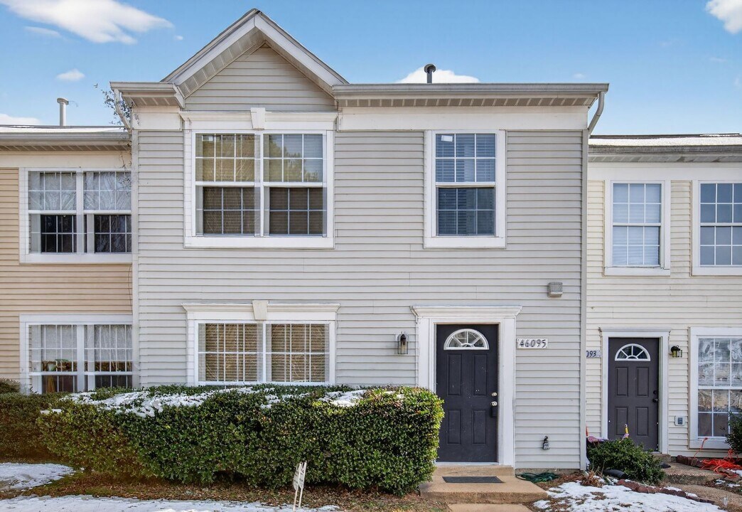 46095 Maria Way in Lexington Park, MD - Building Photo