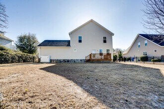 402 Marsh Island Dr in Swansboro, NC - Building Photo - Building Photo