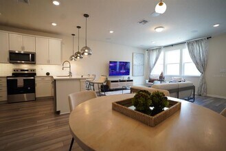 14563 Orchid Is Dr in Orlando, FL - Building Photo - Building Photo