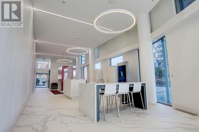 38 Monte Kwinter Ct in Toronto, ON - Building Photo - Building Photo