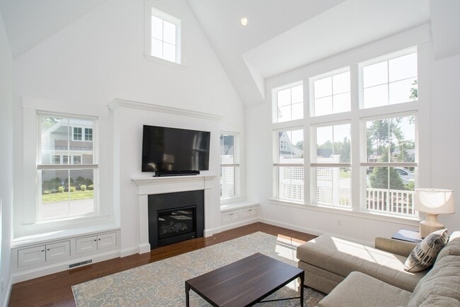 12 Sweet Birch Ln in Concord, MA - Building Photo - Building Photo