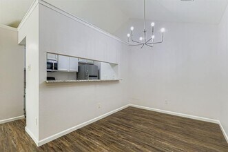 511 Greenlawn Blvd in Round Rock, TX - Building Photo - Building Photo