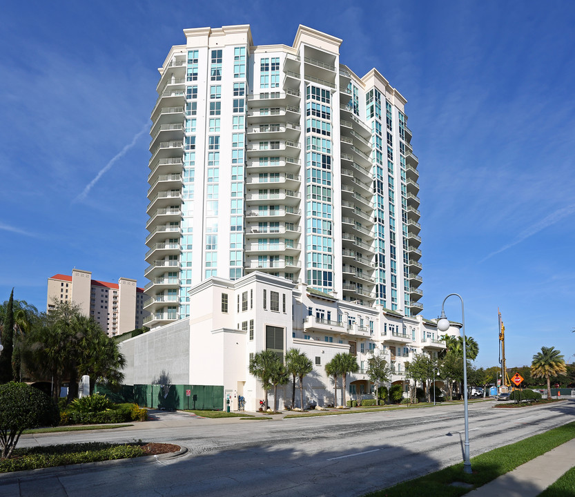 The Plaza Harbour Island in Tampa, FL - Foto de edificio