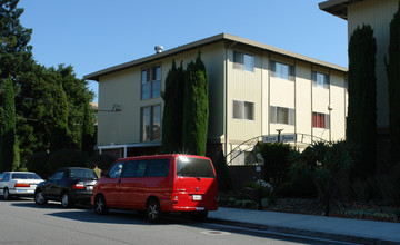 Catania Apartments in San Mateo, CA - Building Photo - Building Photo