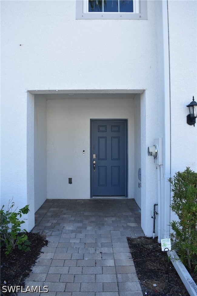 15269 Wildflower Cir in Naples, FL - Building Photo - Building Photo