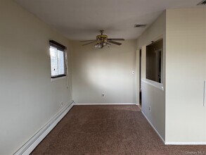 113 Maple Blvd in Long Beach, NY - Building Photo - Building Photo