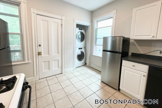 276 E Cottage St in Boston, MA - Building Photo - Building Photo