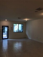 4757 NW 83rd Pkwy in Doral, FL - Building Photo - Building Photo