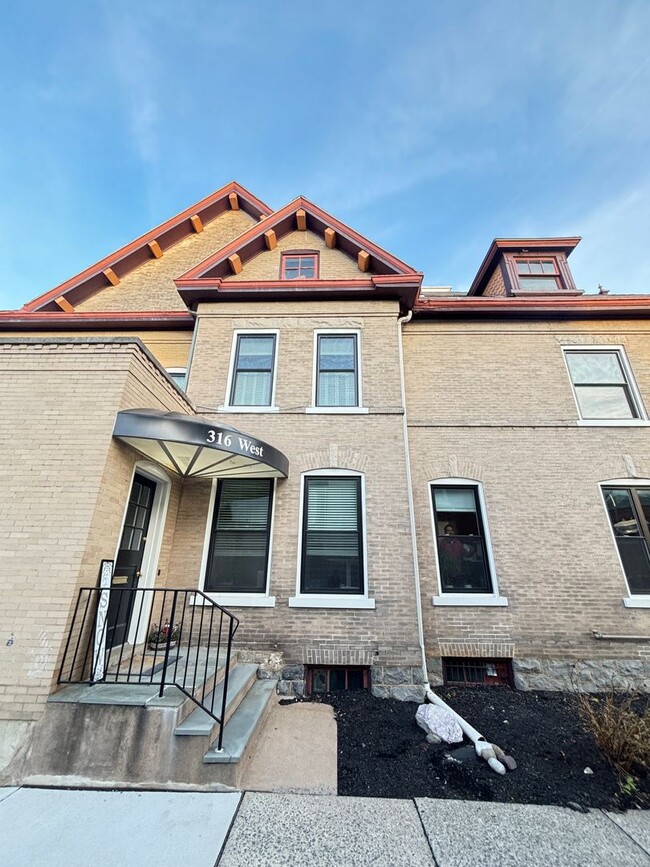 316 W Broad St in Bethlehem, PA - Building Photo - Building Photo