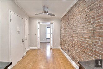 West 53rd Street in New York, NY - Building Photo - Building Photo