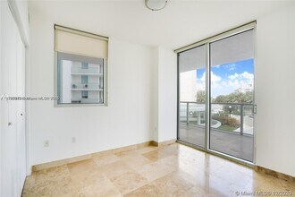 6700 Indian Creek Dr, Unit 501 in Miami Beach, FL - Foto de edificio - Building Photo