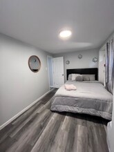 5235 Woodland Ave-Unit -1R in Philadelphia, PA - Building Photo - Building Photo