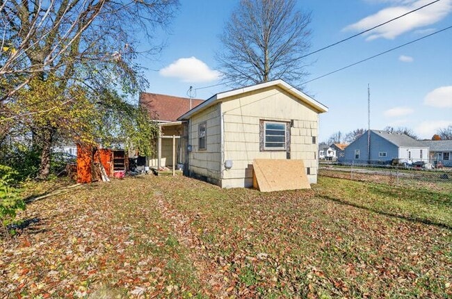 2405 W 10th St in Muncie, IN - Building Photo - Building Photo